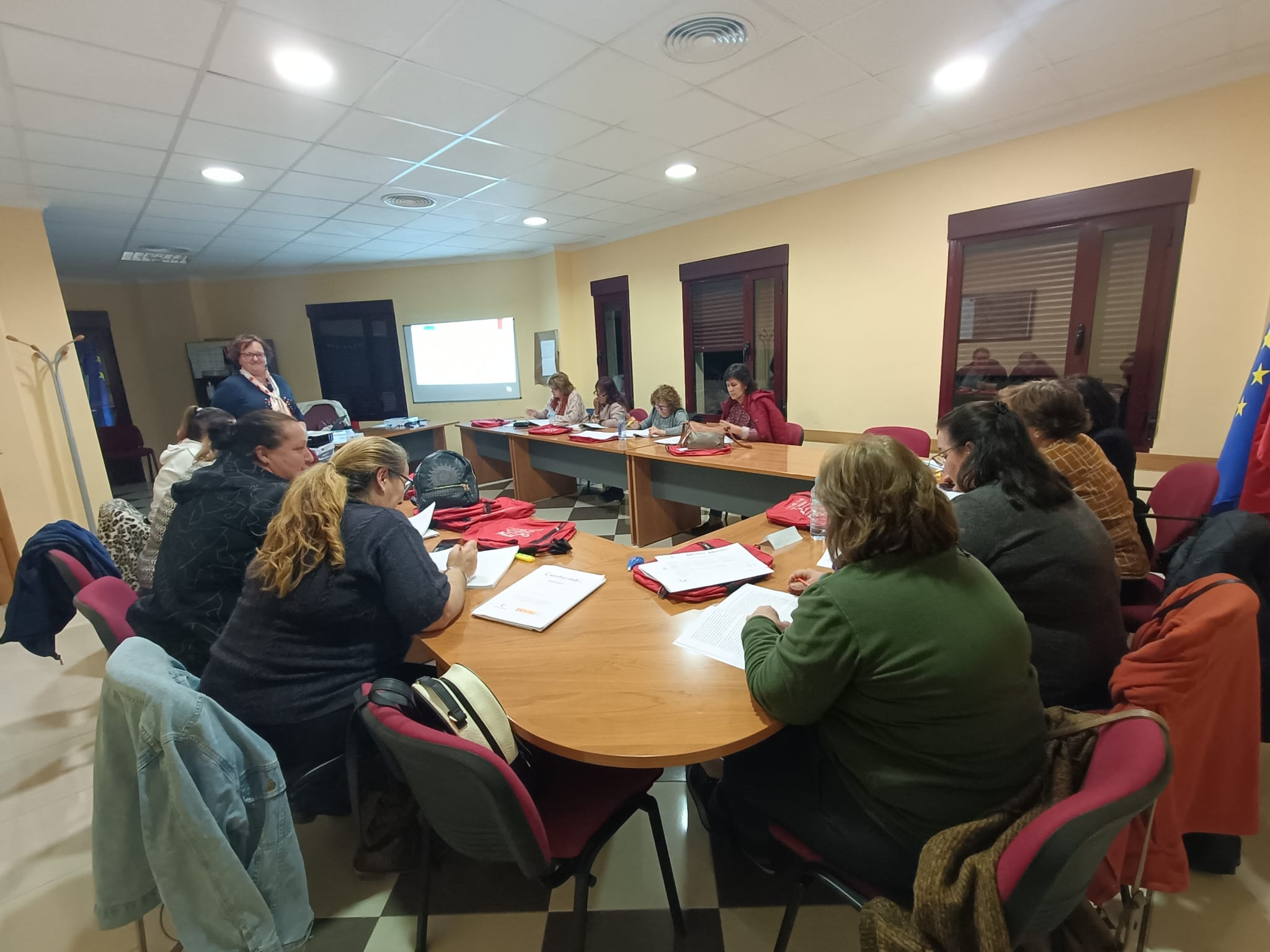 alumnos dando clase