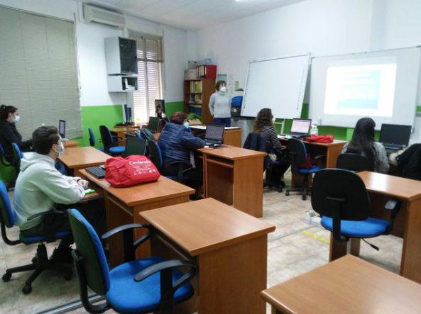 Los alumnos y alumnas de contratos de formación del sector comercio comienzan un nuevo certificado en actividades de venta