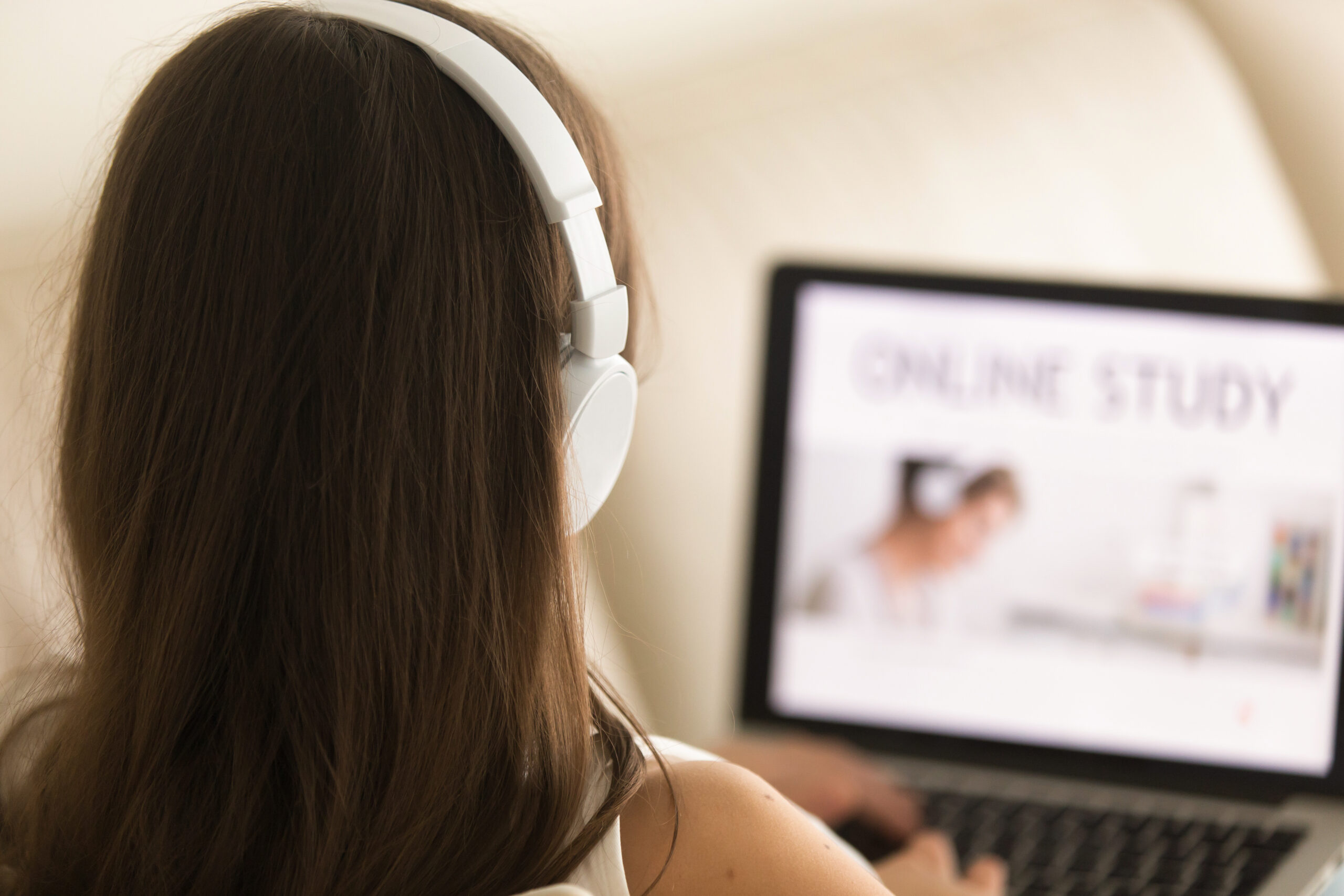 ¡Impulsa tu futuro con nuestros cursos online en Castilla-La Mancha!